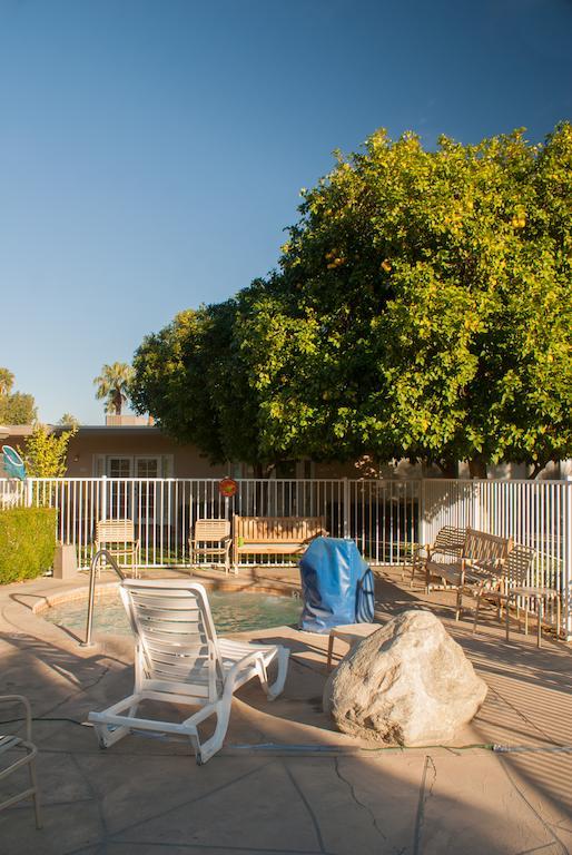Tuscany Manor Palm Springs Extérieur photo